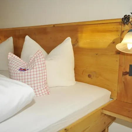 Schmiedhof Apartment Seefeld in Tirol Room photo
